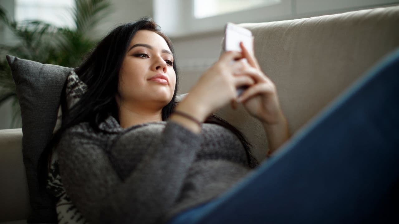 Getting Mixed Signals? 7 Ways to Stop Overthinking Every Move