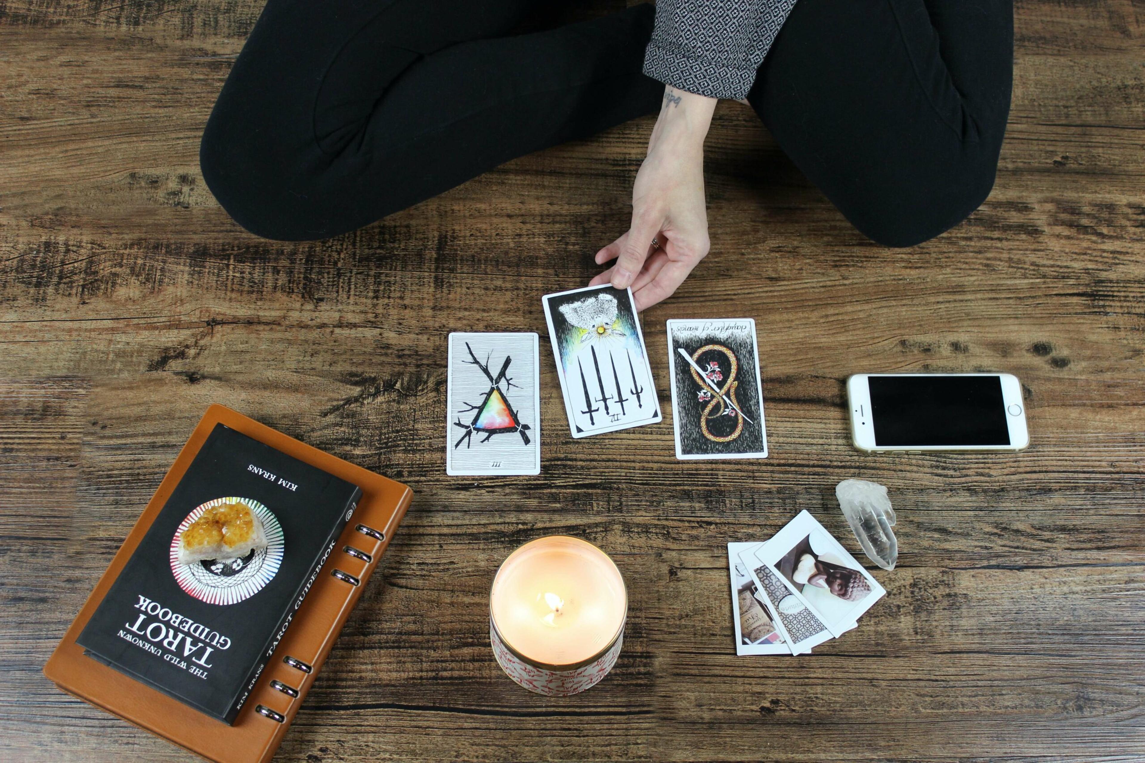 3 Past Life Tarot Spreads from Beginner to Expert