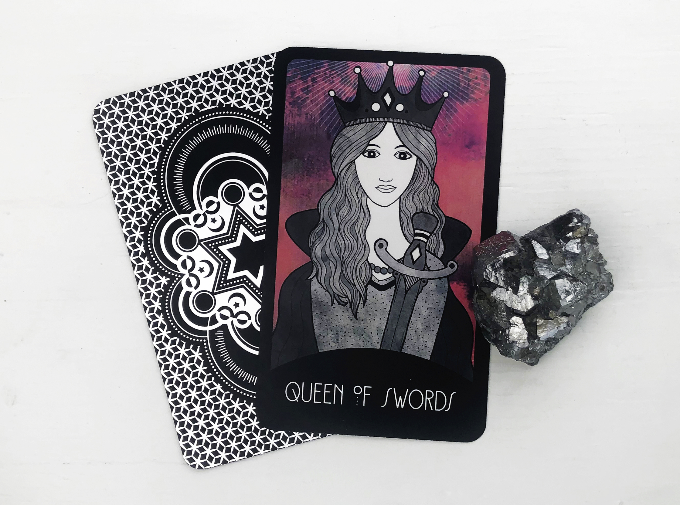 The Queen of Swords Tarot Card